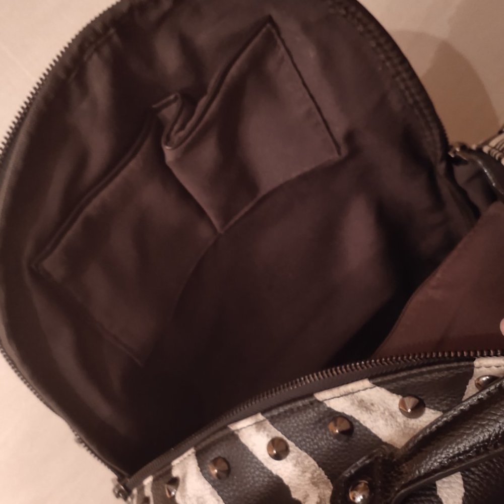 Medium Size Backpack - Picture 4 of 4